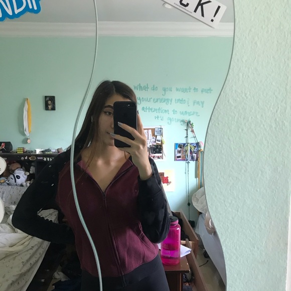 MAROON JACKET - Picture 2 of 4